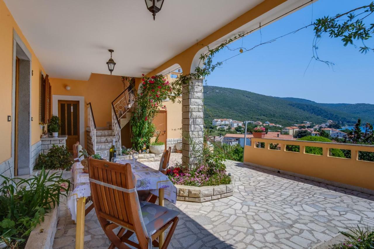 Martinšćica Apartmani Zorica מראה חיצוני תמונה