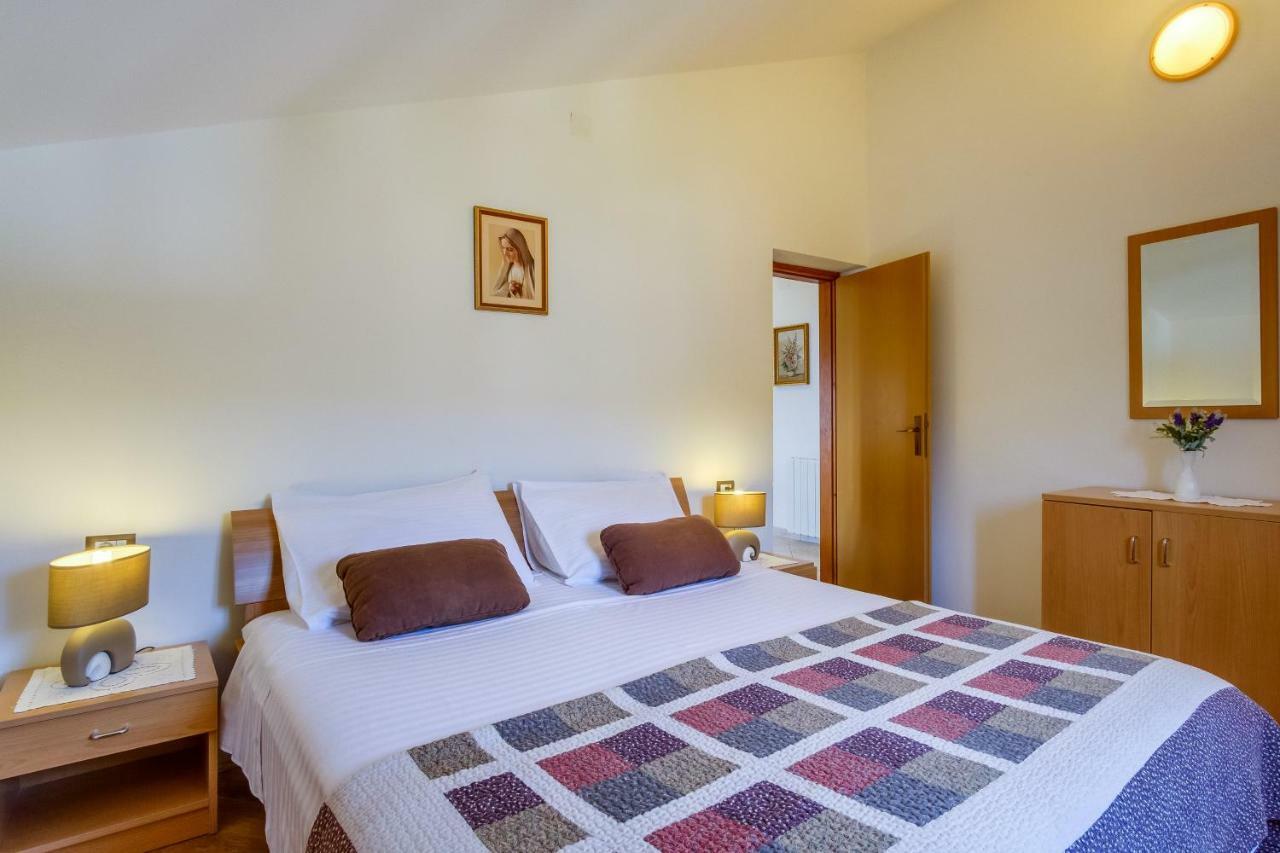 Martinšćica Apartmani Zorica מראה חיצוני תמונה